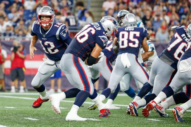 New England Patriots on onnekas, jolla on James Develin